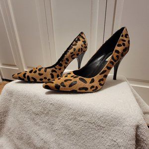 Steve Madden Ladies Animal Print Pumps Size 10M